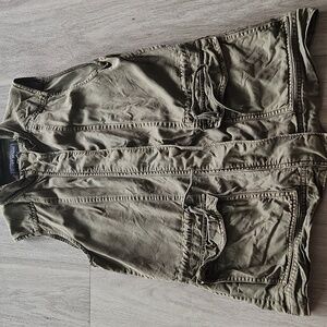 Women's Lucky Brand XS Army Green Vest! Zip/ Snap Button. Pockets/ Tie Waist.